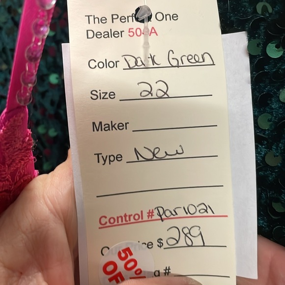 Evening gown - Picture 7 of 7